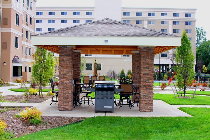 Staybridge Suites Liverpool Syracuse by IHG