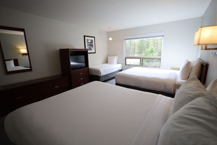 Room 20 of 37