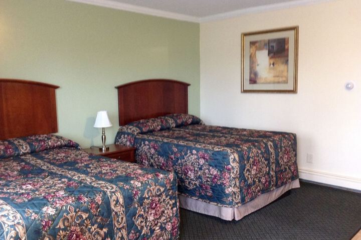 Room 21 of 38