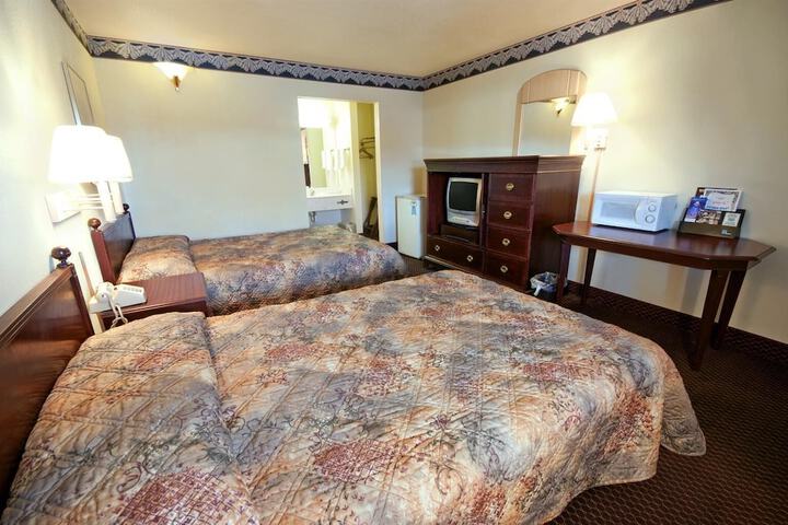 Room 16 of 25