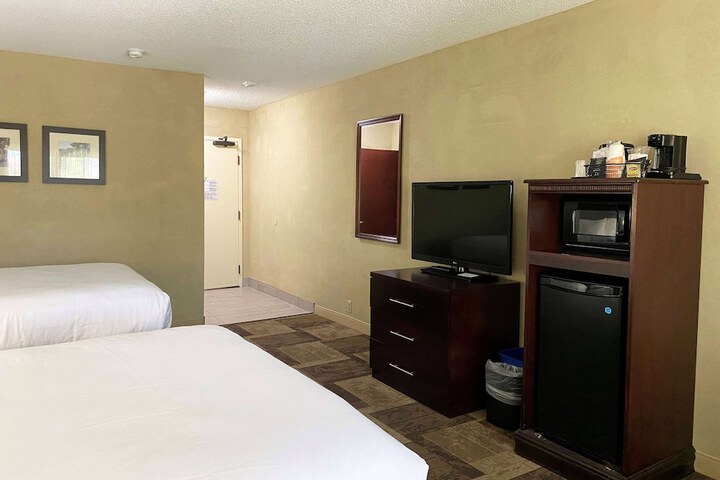 Room 17 of 30