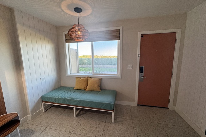 Room 15 of 62