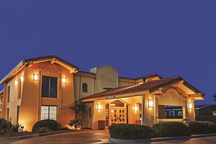 Hotel 3 of 25
