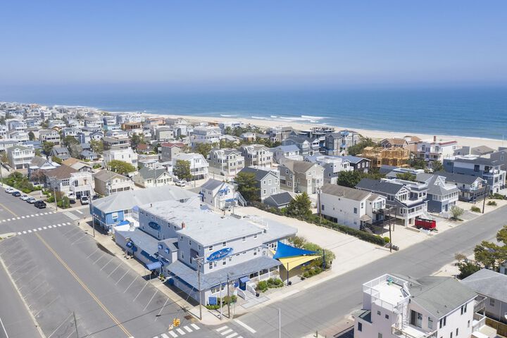 Surf City Hotel