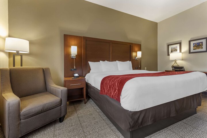 Comfort Inn & Suites Streetsboro - Kent