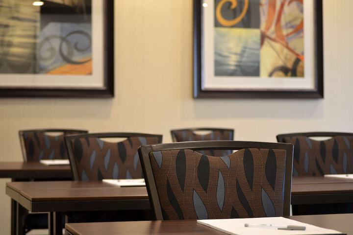 Hampton Inn Corning / Painted Post