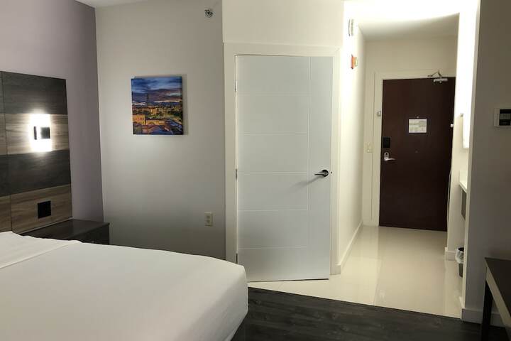 Room 54 of 68