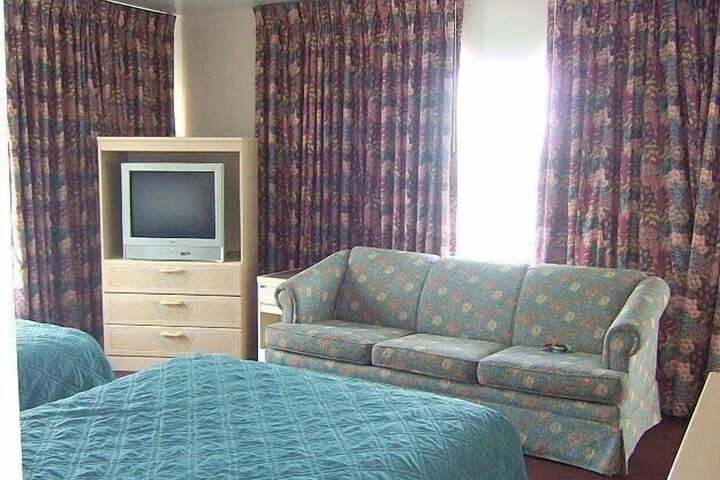 Room 44 of 72