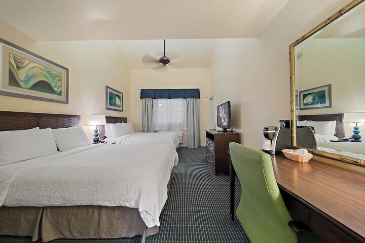 Holiday Inn & Suites Clearwater Beach S-Harbourside by IHG