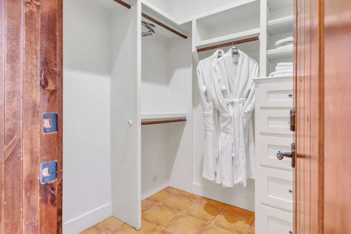 Room 11 of 29