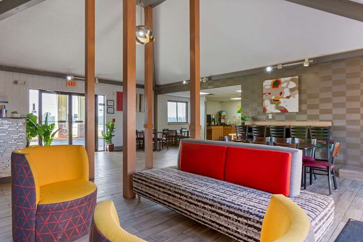 Hotel Interior 10 of 57