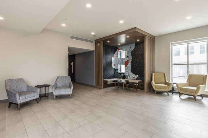 Hotel 4 of 89