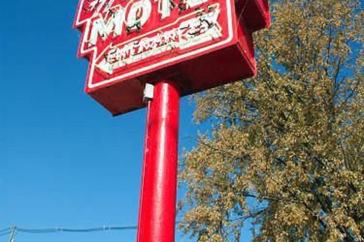 Hotel 6 of 75