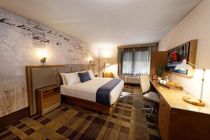 Room 12 of 29