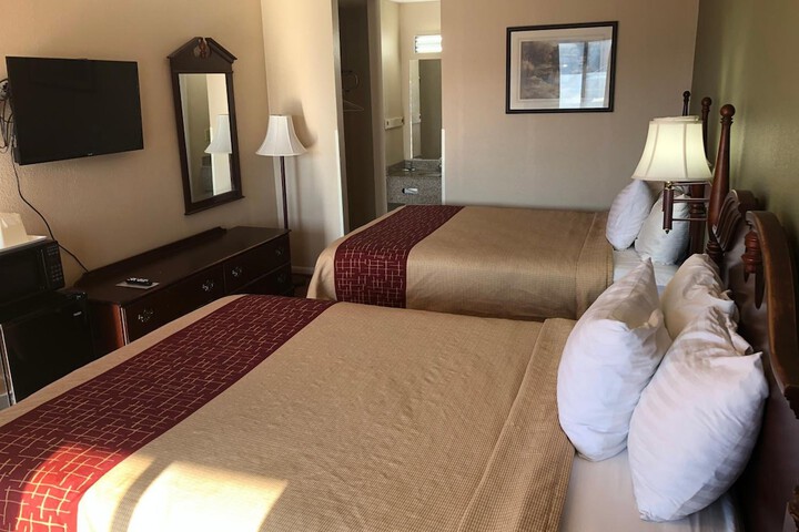 Room 31 of 68