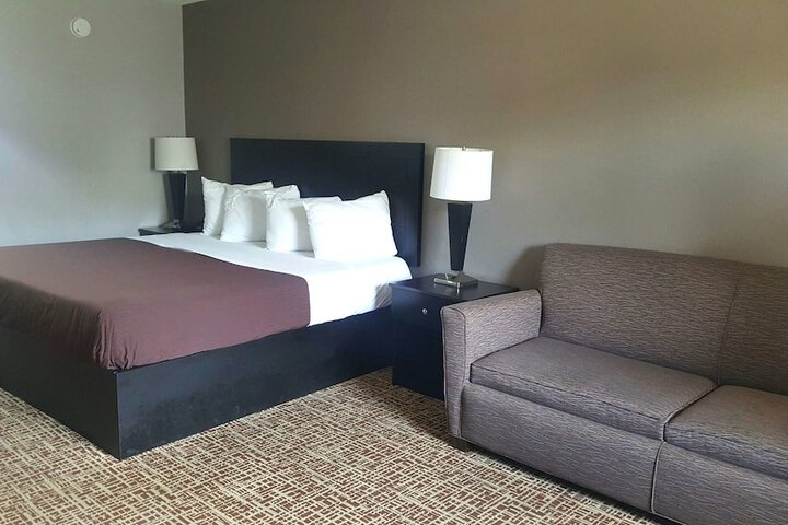 Room 12 of 20