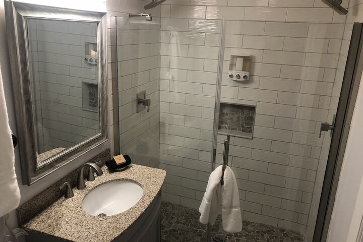 Room 161 of 200