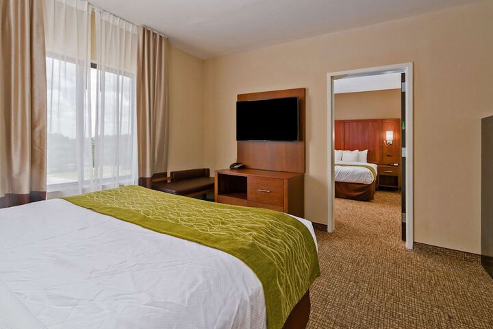 Room 10 of 41