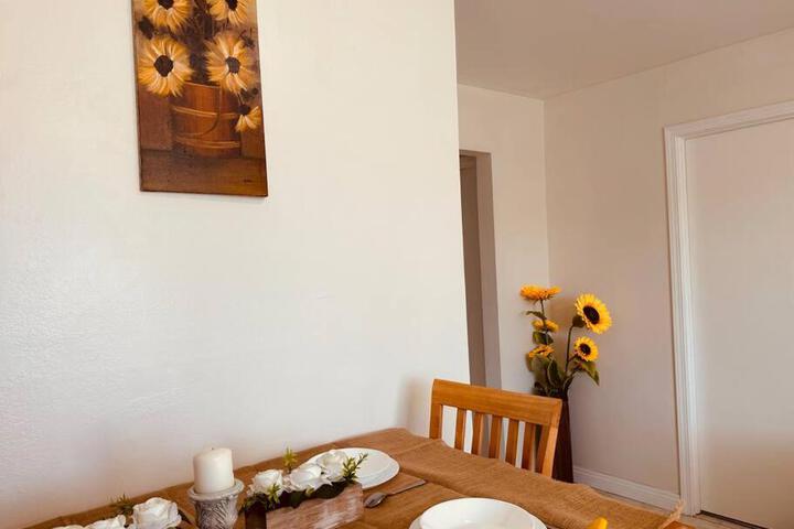 Charming 3BR Retreat near Disneyland Downtown LA!