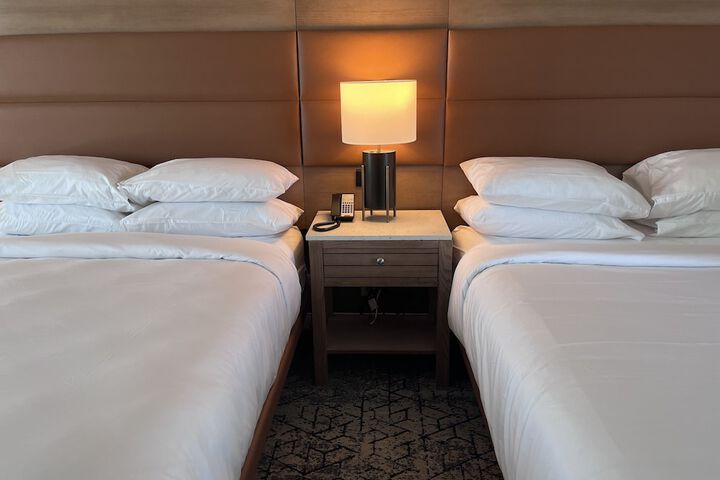 Room 40 of 152