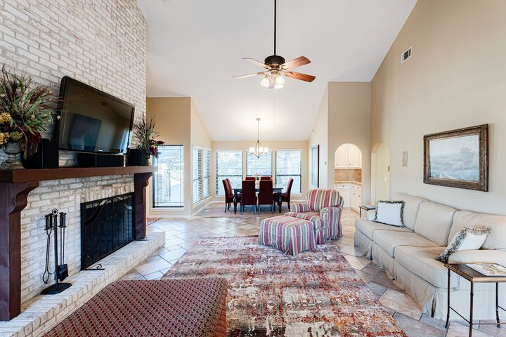 Waterfront Home on Lake Travis