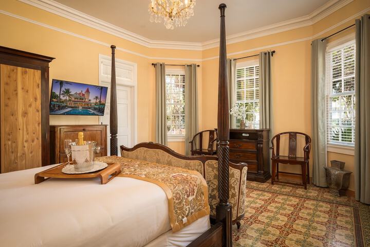Southernmost House - Adult Exclusive