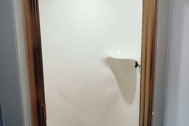 Room 12 of 14