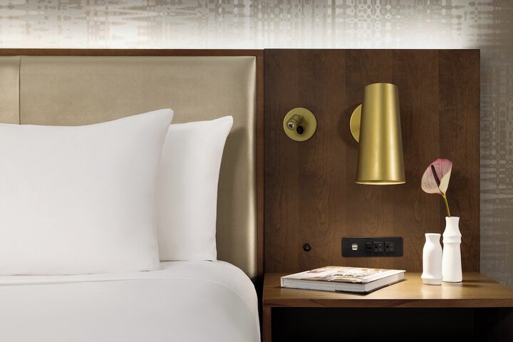 Room 30 of 62