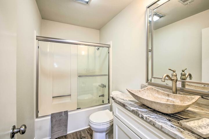 Boat Slip: Lake Hamilton Condo in Hot Springs!