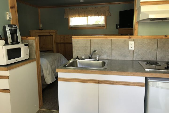 The Piccadilly Motel