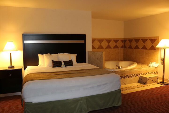 Room 5 of 20