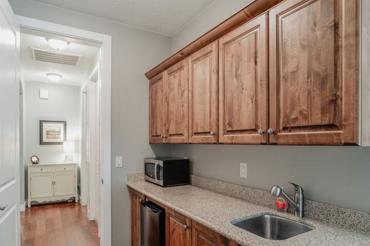 Paradise Village 3 - Grand View Estates