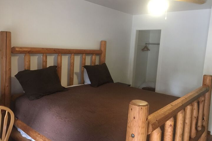 Room 25 of 105