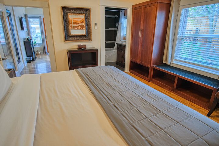 Room 14 of 64