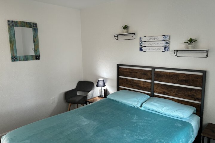 Room 145 of 158