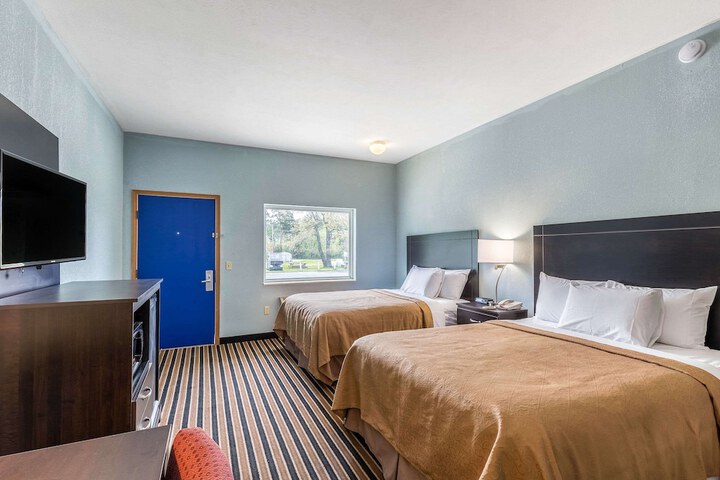Room 16 of 36