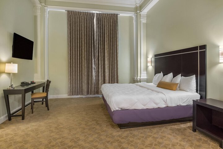 The Gin Hotel an Ascend Collection Hotel