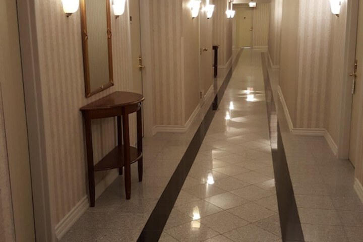 Ballroom/Hall 51 of 54