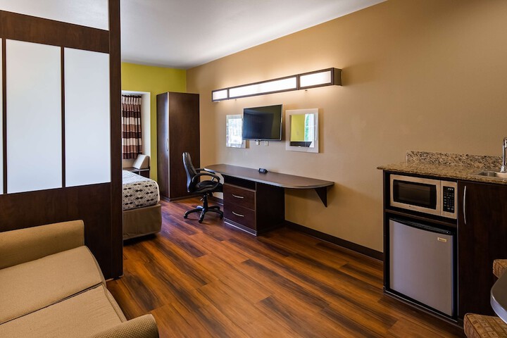 Room 19 of 27
