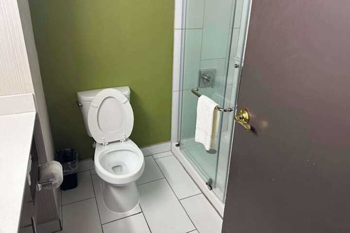 Room 18 of 47