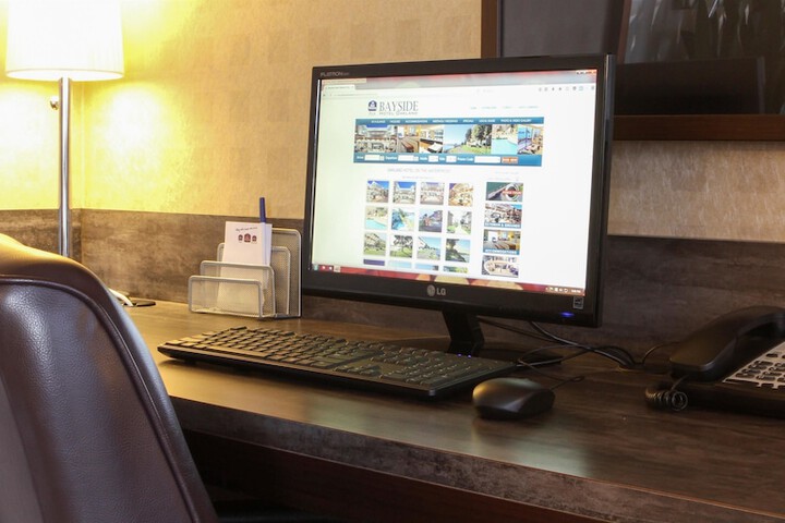 Best Western Plus Bayside Hotel