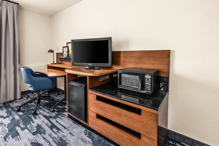 Room 22 of 45