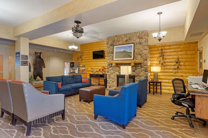 Hotel Interior 10 of 41