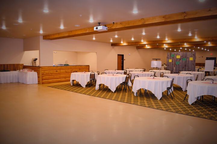 Ballroom/Hall 82 of 89