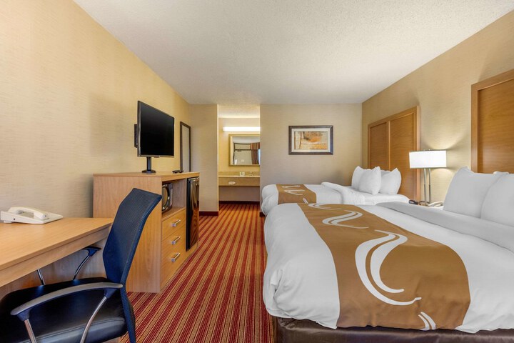 Quality Inn Exit 4
