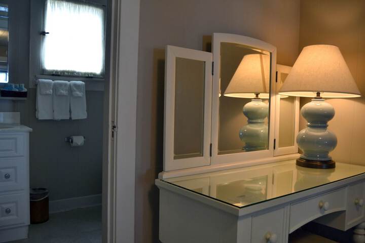 Room 155 of 192