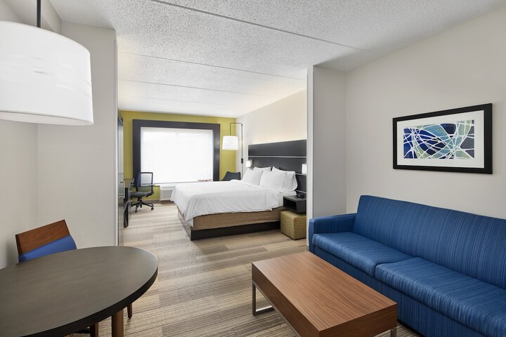 Room 20 of 35
