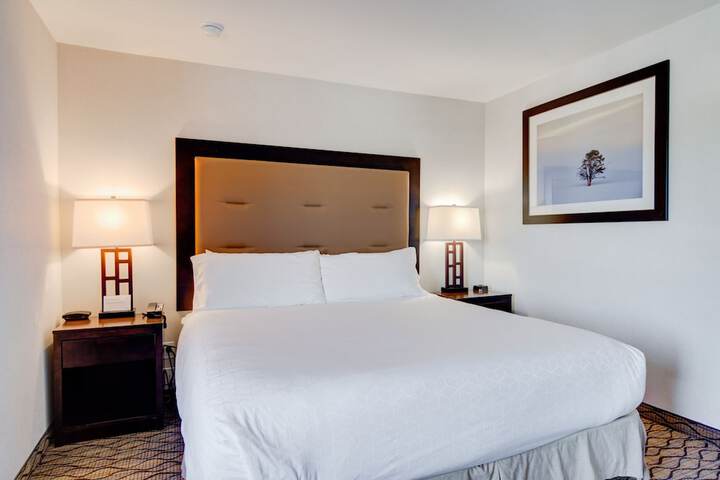Room 125 of 215