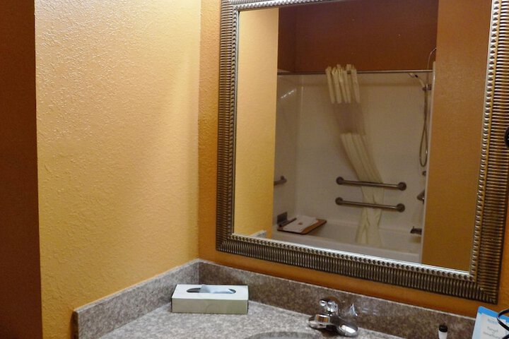 Room 18 of 62