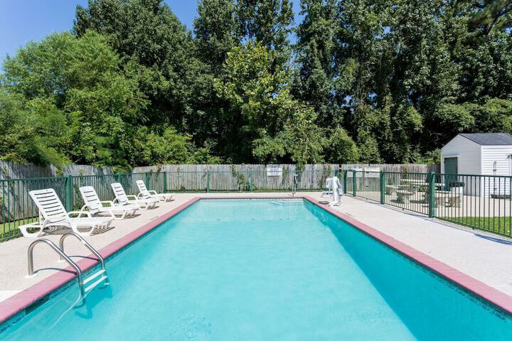 Pool 3 of 15